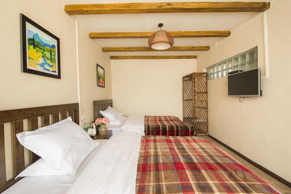 Li Jiang Wish Villa Hostel Lijiang  Exterior photo